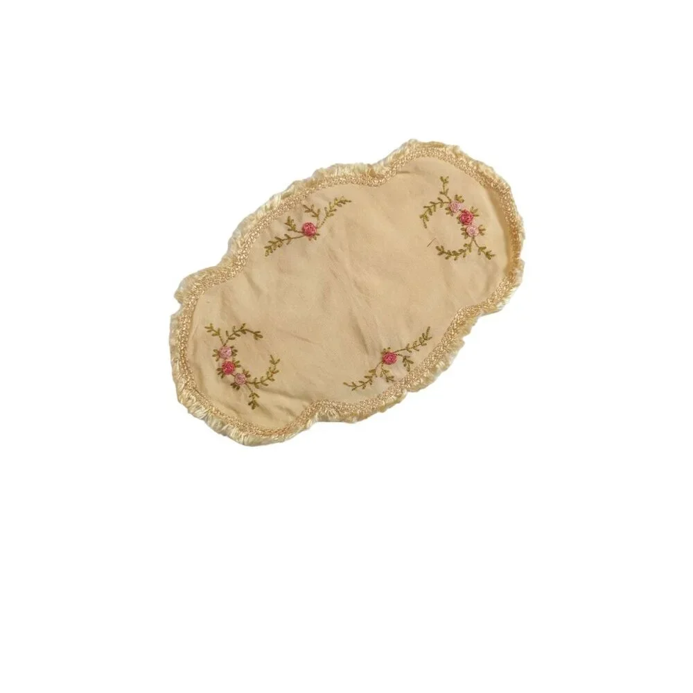 Vintage Floral Embroidered Doily Cream Oblong Table Runner Fringe Trim 15.5x9.5‎